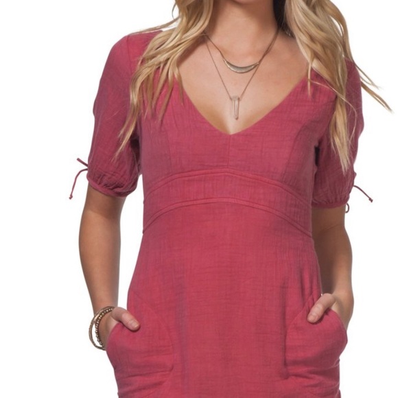 Rip curl dress with tags still attached! - Picture 5 of 5